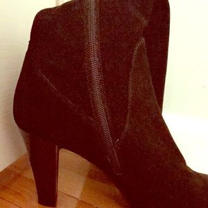 Aquatalia boots